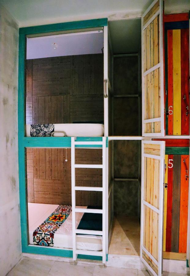 Write Hostel Batununggul Exterior photo