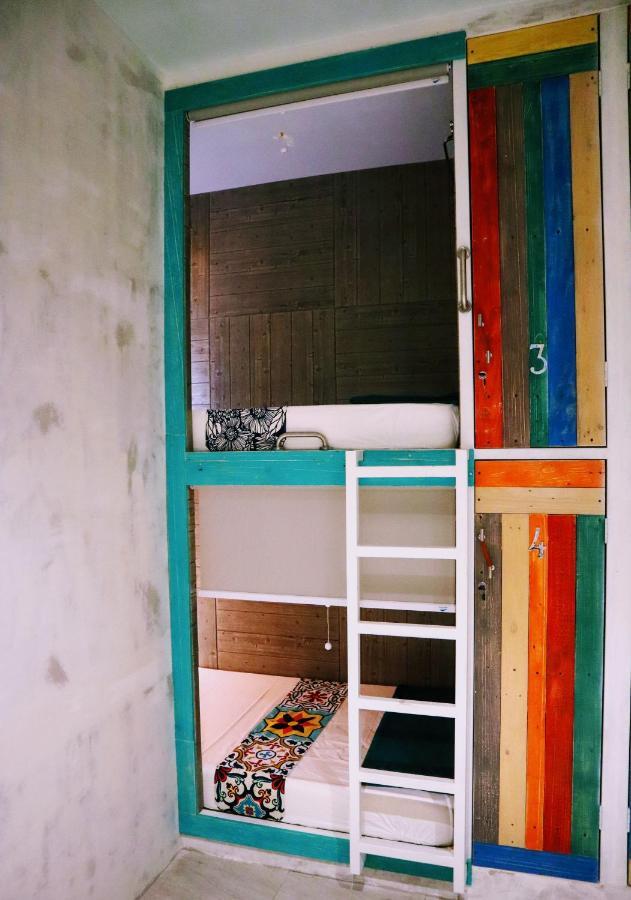 Write Hostel Batununggul Exterior photo